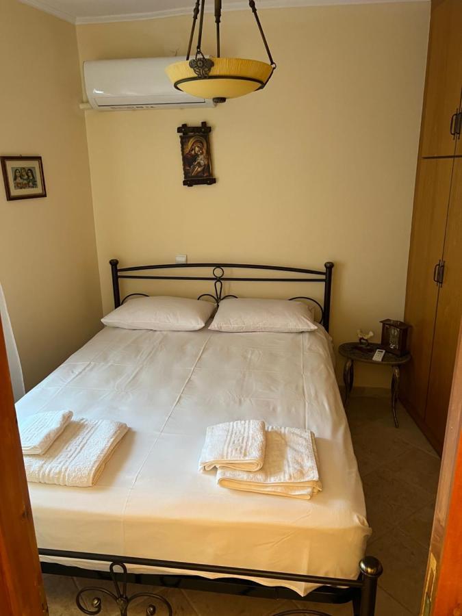 Appartement Pyrgos à Pyrgi  Extérieur photo